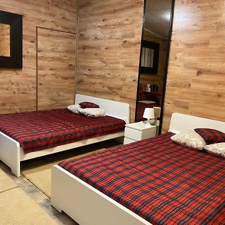 Hostel Piaseczno เพียเซตชโน ภายนอก รูปภาพ