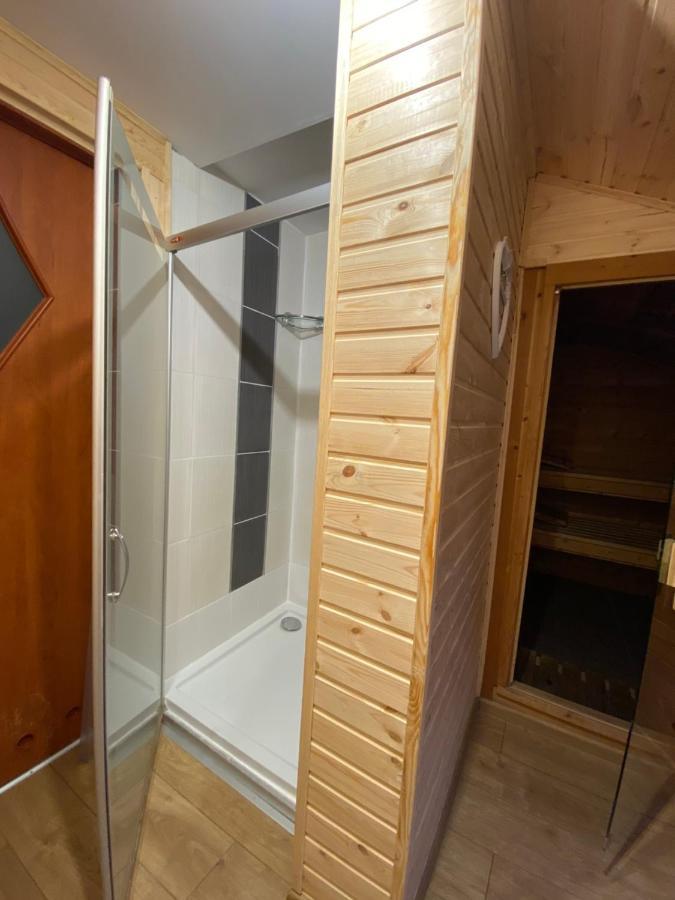 Hostel Piaseczno เพียเซตชโน ภายนอก รูปภาพ
