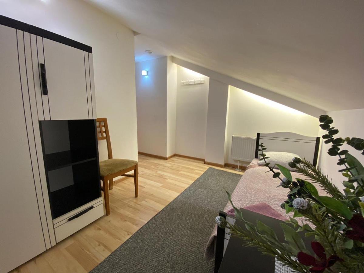 Hostel Piaseczno เพียเซตชโน ภายนอก รูปภาพ