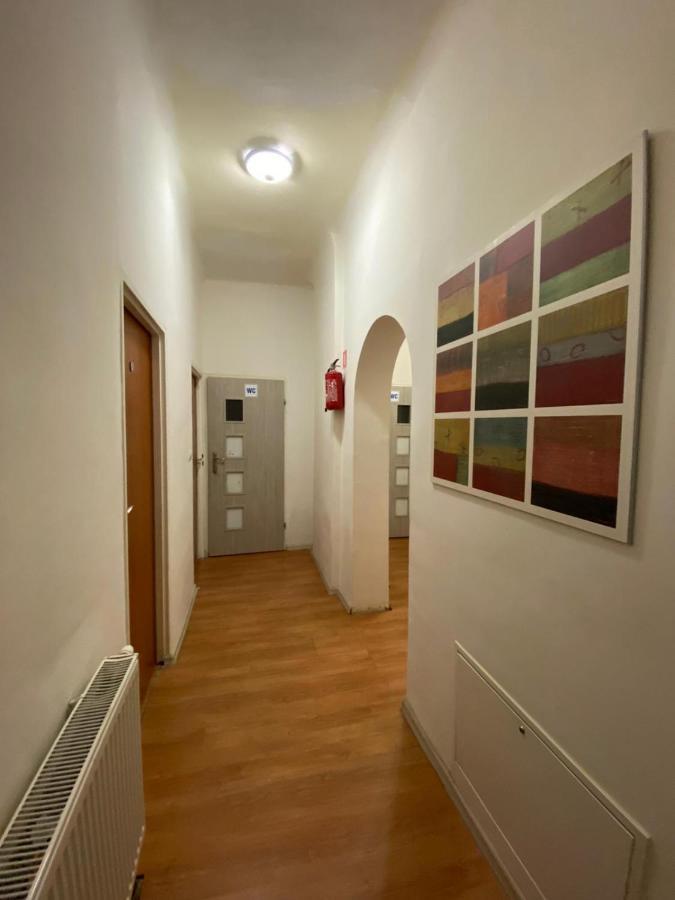 Hostel Piaseczno เพียเซตชโน ภายนอก รูปภาพ